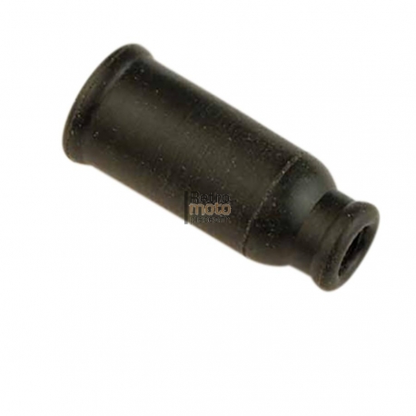Cpuchon caoutchouc de protection pour tendeur de gaine