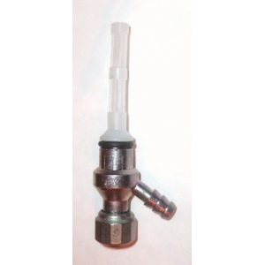 Robinet spécial pour réservoir polyester